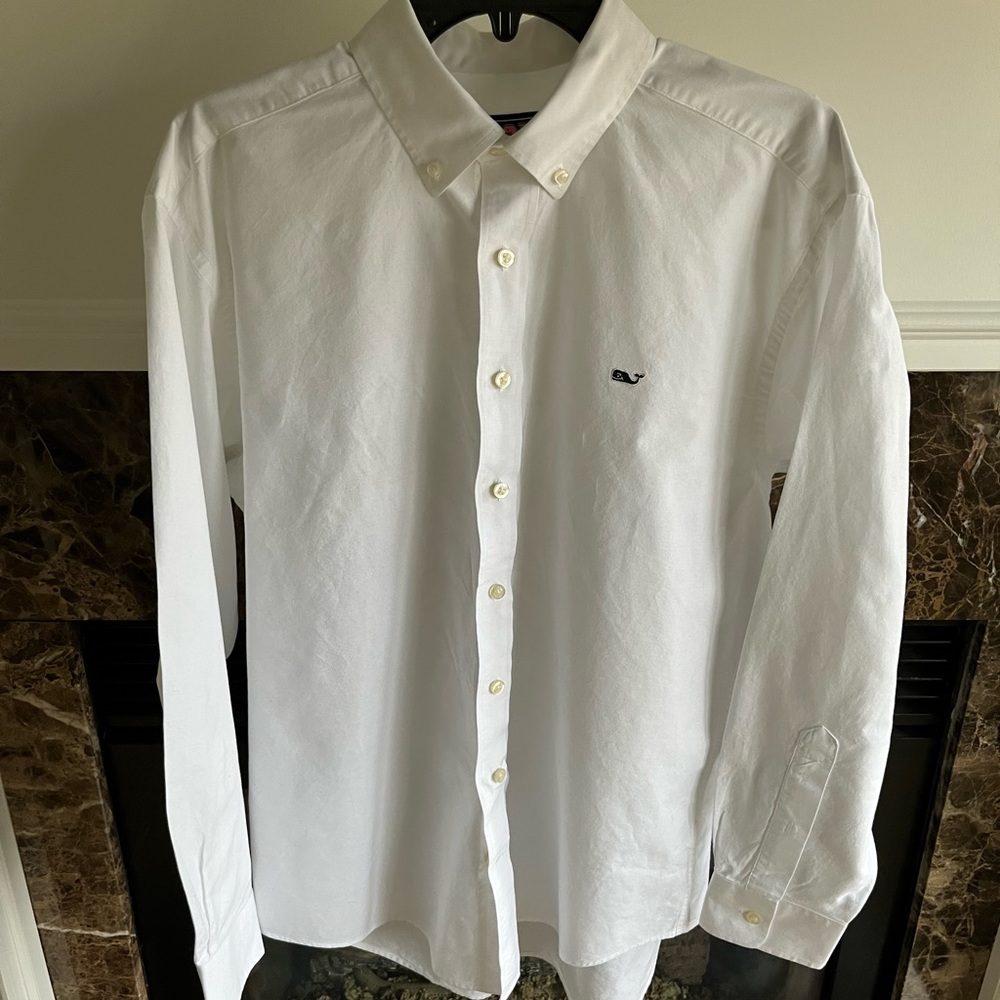 Like new VV white Button Down Oxford
